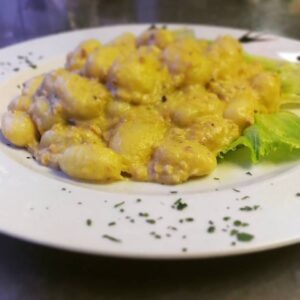 gnocchi crema di porri e nocciole